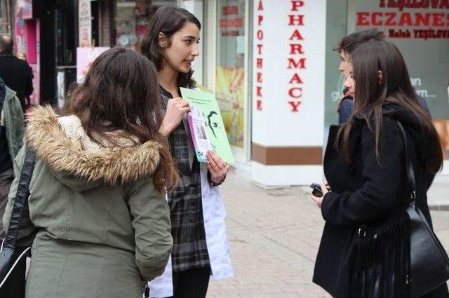 Tıp Öğrencilerinden 8 Mart Etkinliği