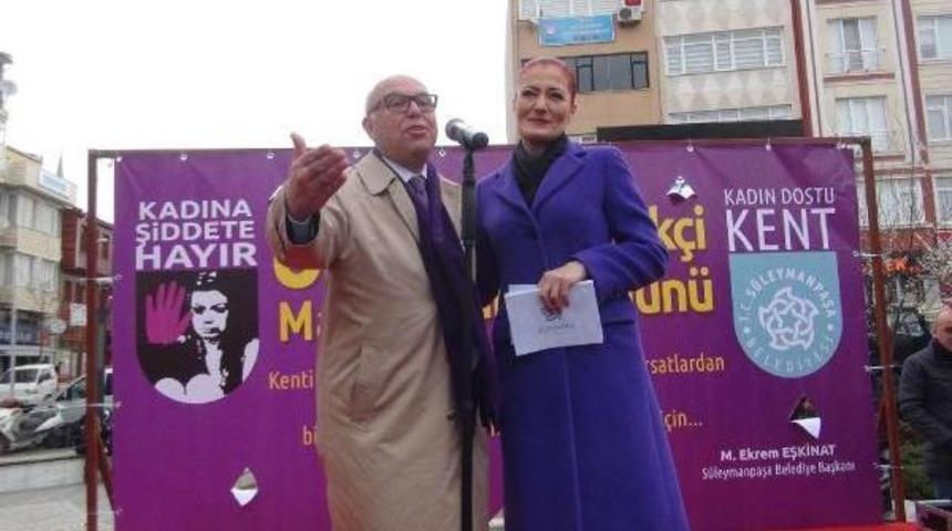 Candan Er&ccedil;etin, Tekirdağlı Kadınların Y&uuml;r&uuml;y&uuml;ş&uuml;ne Katıldı