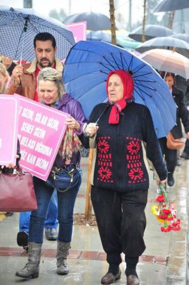 Yağmur Kadınları Durduramadı