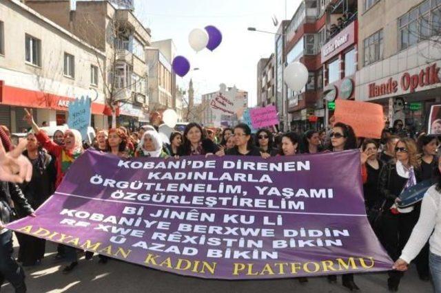 Adıyaman&rsquo;Da Kadınlar Y&uuml;zlerini Boyayarak Şiddeti Protesto Etti 1