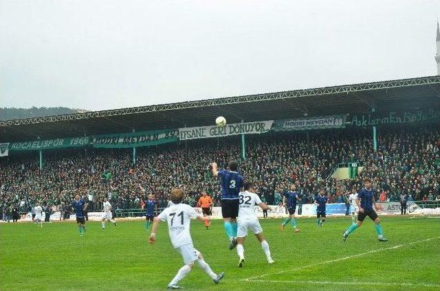 Kocaelispor’a Taraftar Desteği Yetmedi