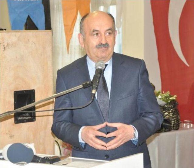 Müezzinoğlu: Anneliği Itersen, Yanlış Yapmış Olursun