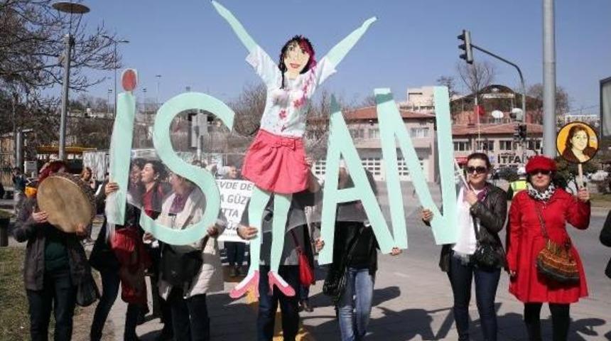 Başkent&rsquo;Te Kadınlardan Renkli D&uuml;nya Kadınlar G&uuml;n&uuml; Kutlaması