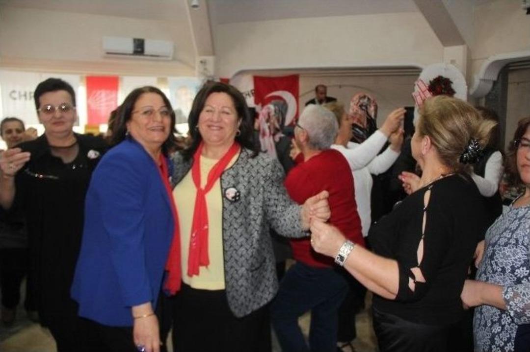 Chp&rsquo;li Kadınlardan Kadınlar G&uuml;n&uuml; Etkinliği