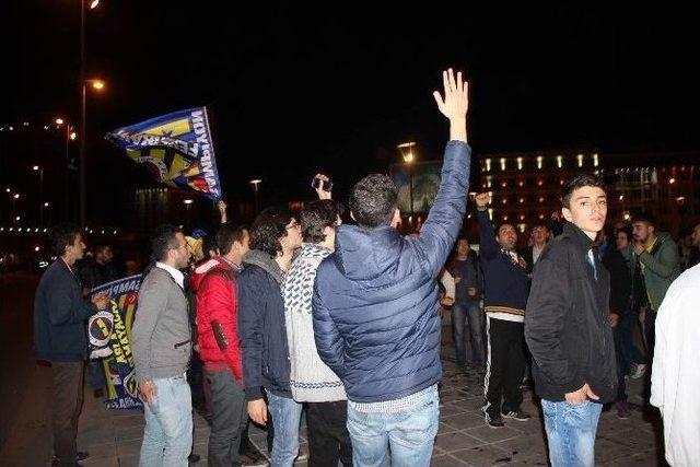 Kayseri’de Fenerbahçeli Taraftarlar Galibiyeti Kutladı 1