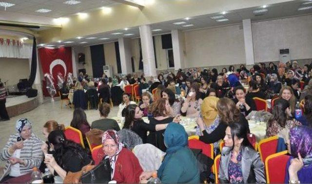 İslahiye'de Özgecan Aslan'ın Adı Hastane Odasına Verilecek