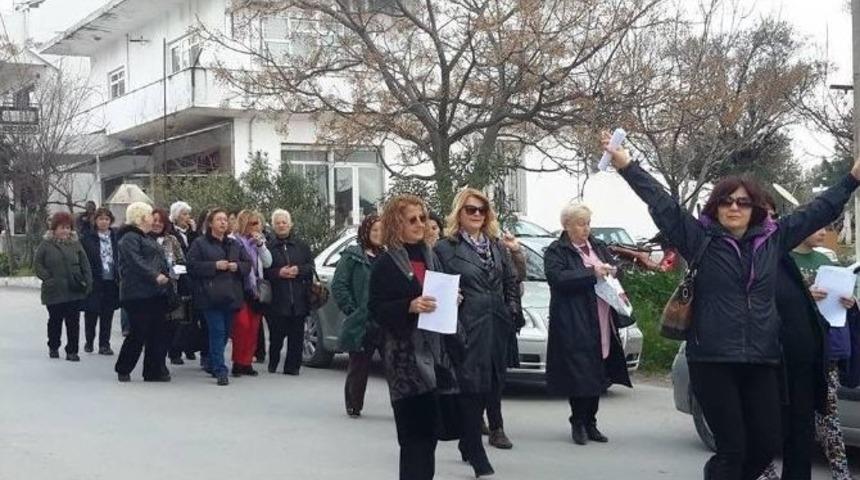 Chp&rsquo;li Kadınlar Mumcularda Bir Araya Geldi