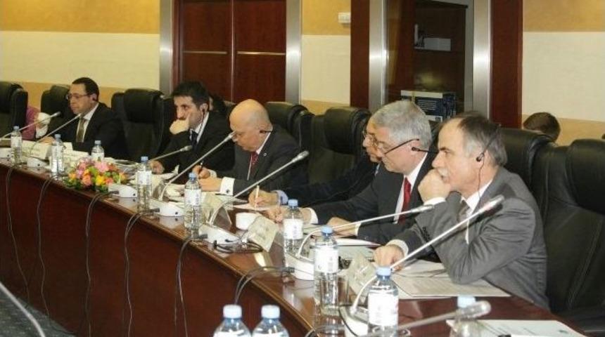 T&uuml;rk-rus Eğitim Bilim Komisyonu Moskova&rsquo;da Toplandı