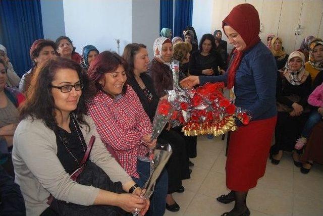 Belediyenin Sinema Etkinliğine Bayanlardan Yoğun İlgi