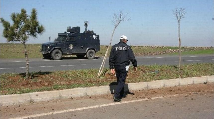 Polis Aracı Takla Attı: 2 Polis Yaralı
