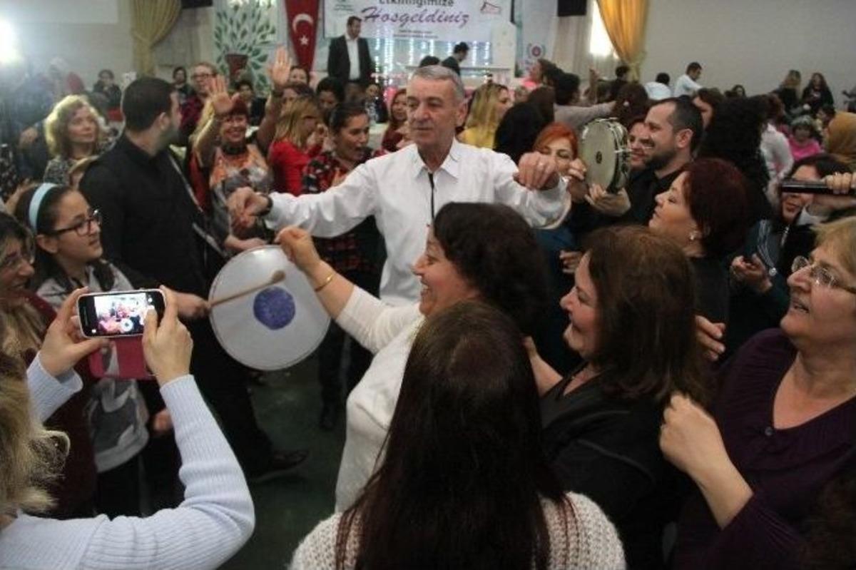 Gaziemir&rsquo;de 8 Mart Coşkusu