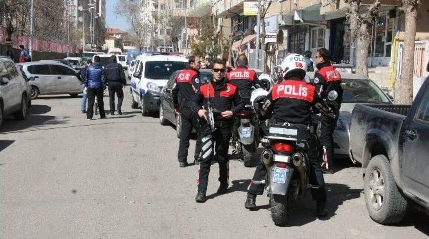 Birbirinden Şikayet&ccedil;i Olan Şof&ouml;rlerin Tartışması Kanlı Bitti