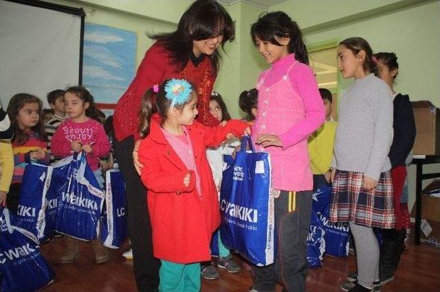 Okul Öncesi Öğrenci Çocuklara, Sosyal Yardımlaşma Dersi