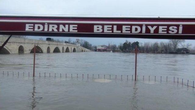 Edirne’De Yine Taşkın Alarmı