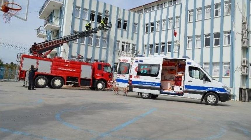 Fethiye&rsquo;de Okulda Deprem Tatbikatı