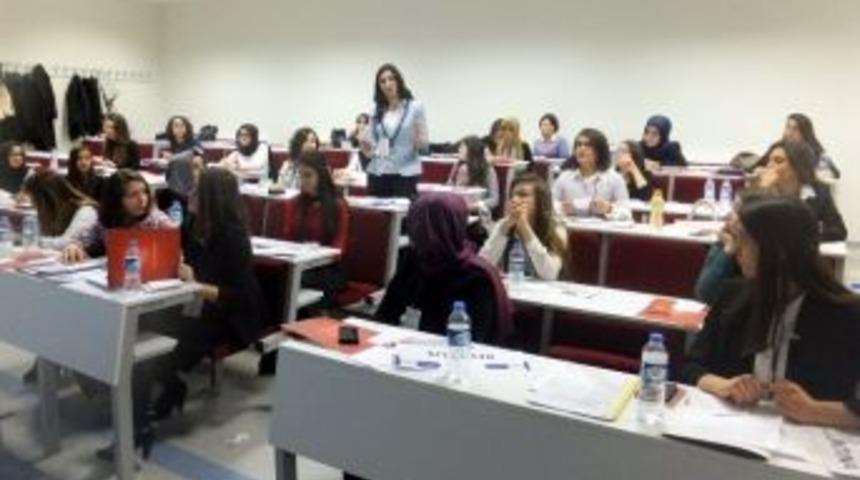 Yelmun&rsquo;a Katılan 172 &Ouml;ğrenci D&uuml;nya Sorunlarına &Ccedil;&ouml;z&uuml;m Aradı