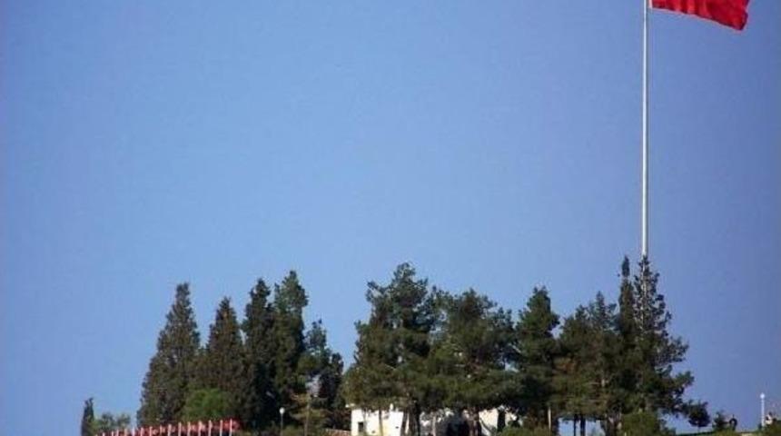 S&uuml;leyman Şah T&uuml;rbesi'nin, İznik&rsquo;E Nakli I&ccedil;in Imza Kampanyası