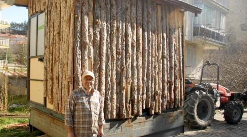 Belediye 'kaldır' Deyince Mescidi Trakt&ouml;r&uuml;n R&ouml;morkuna Koydu