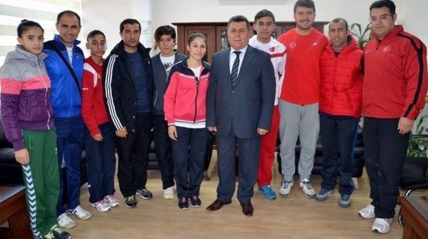 Aydın&rsquo;dan Atletizmde T&uuml;rkiye Dereceleri