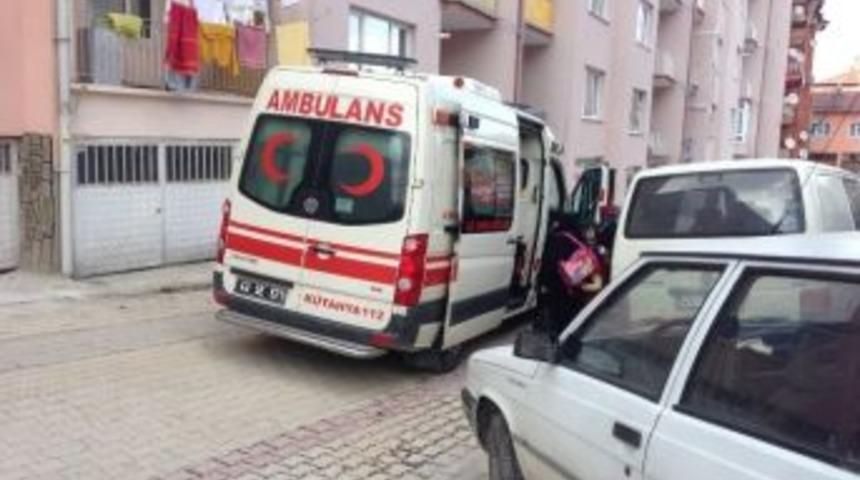 Balkondan D&uuml;şen &Uuml;niversite &Ouml;ğrenciye Yaralandı