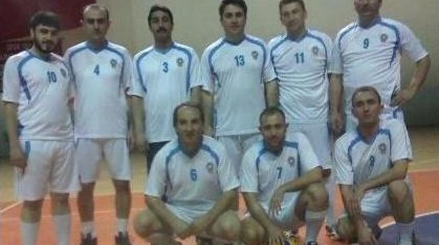 Kaymakamlık Kupası Voleybol Turnuvası Başladı