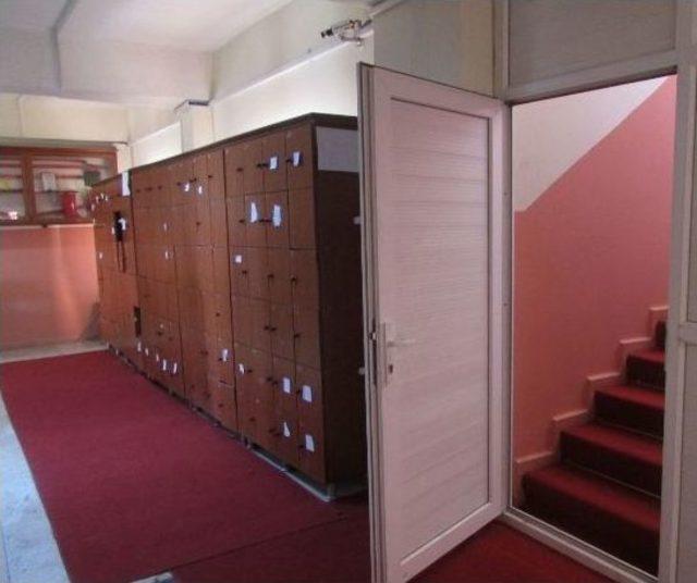 Digor T&uuml;rk Telekom Yatılı B&ouml;lge Ortaokulu Pansiyonu Yenilendi 2