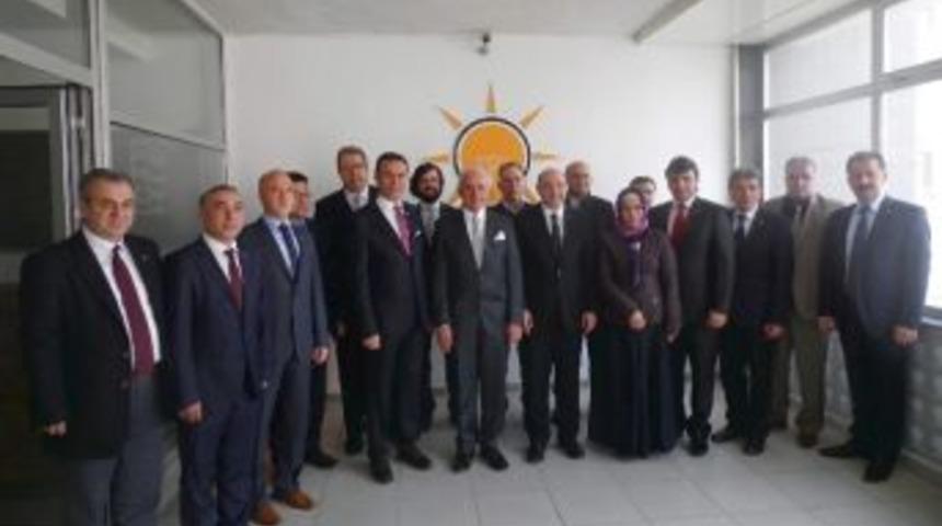 Kutso Ak Parti&rsquo;de