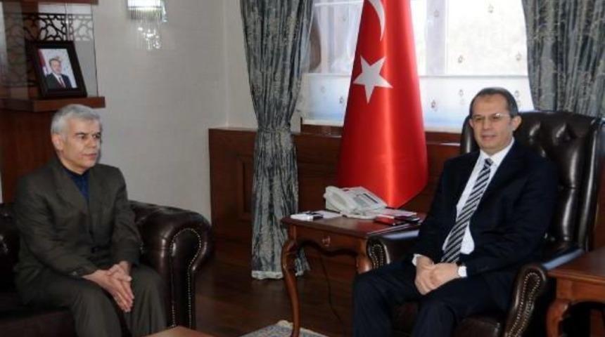 İran Erzurum Başkonsolosu H&uuml;seyin Kasimi Van Valisini Ziyaret Etti
