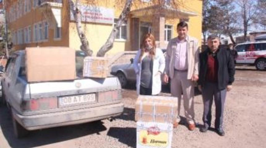 D&uuml;nya Hemşireye Bir El Daha Uzandı