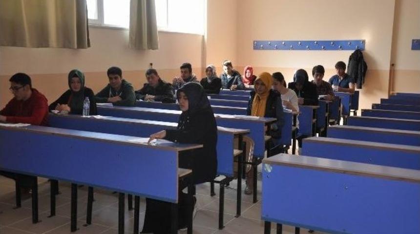 Koyulhisar&rsquo;da Ygs Provası Yapıldı