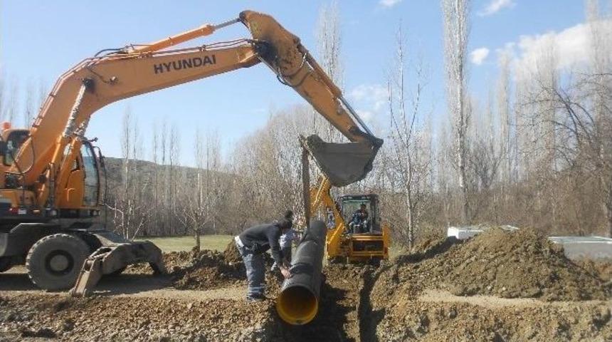 B&uuml;y&uuml;kşehir Ekipleri İl&ccedil;e Kırsalında Yolları İyileştiriyor