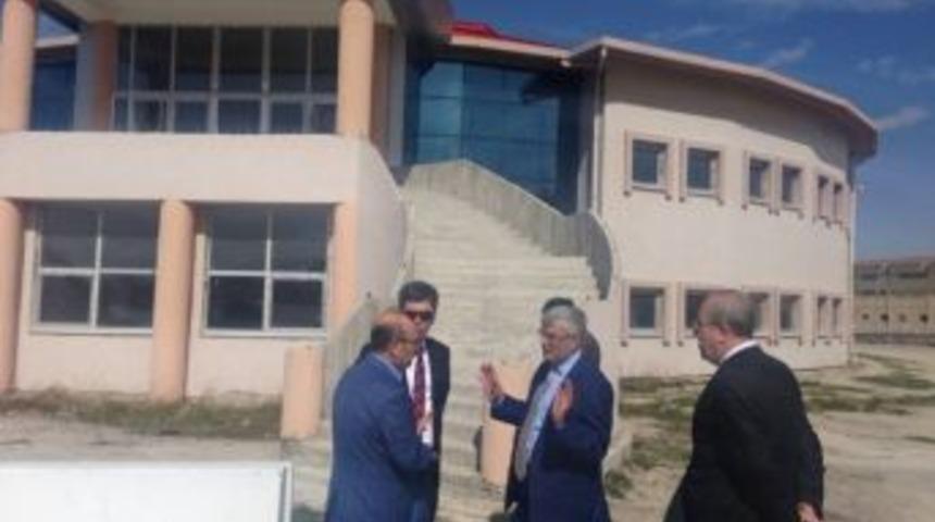 K&uuml;lt&uuml;r Merkezi İ&ccedil;in 7 Milyon Tl &Ouml;deneğe İhtiya&ccedil; Var