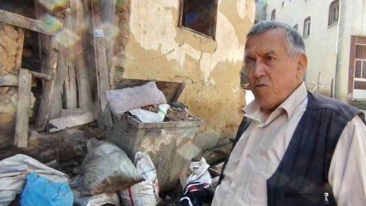 Biriken Çöpler Vatandaşların Kabusu Oldu G4