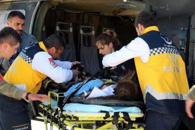 Askeri Helikopter Balkondan Düşen 6 Yaşındaki Şeyma Için Havalandı