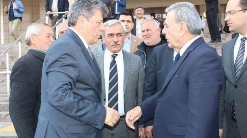 İzmir B&uuml;y&uuml;kşehir Belediyesi Davası Yine Ertelendi