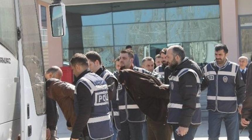 Fuhuş Ve G&ouml;&ccedil;men Ka&ccedil;ak&ccedil;ılığı Operasyonu: 7 Tutuklama