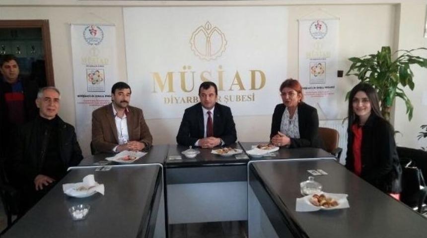 Kepolu Ziyaretlerini S&uuml;rd&uuml;r&uuml;yor