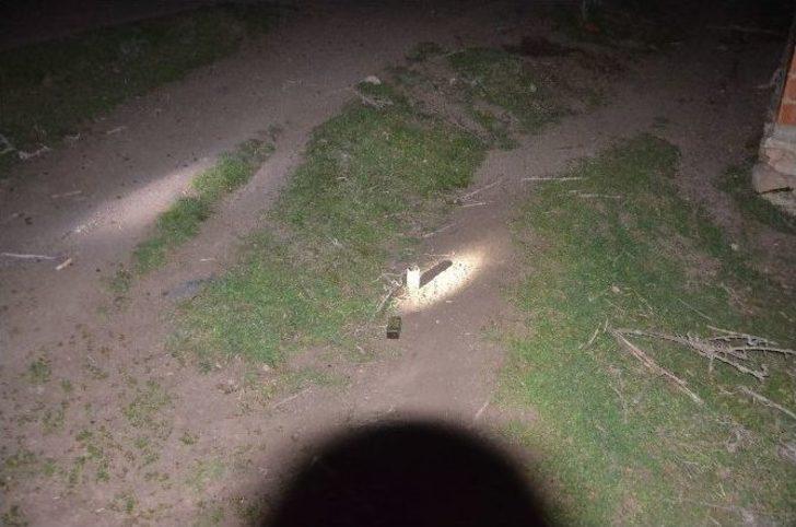 Şarkikaraağaç’ta Boş Arazıde Tnt Patlayıcı Bulundu G1