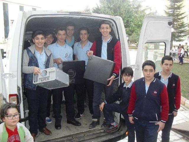 Okullardan 1 Ton Elektronik Atık Toplandı