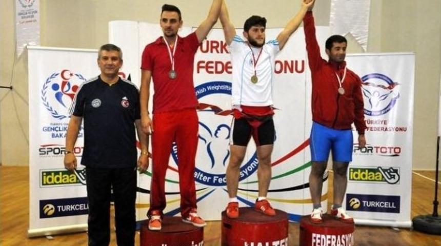 Kocaelili Halil İbrahim, İslam Oyunlarında Podyuma &Ccedil;ıkıyor