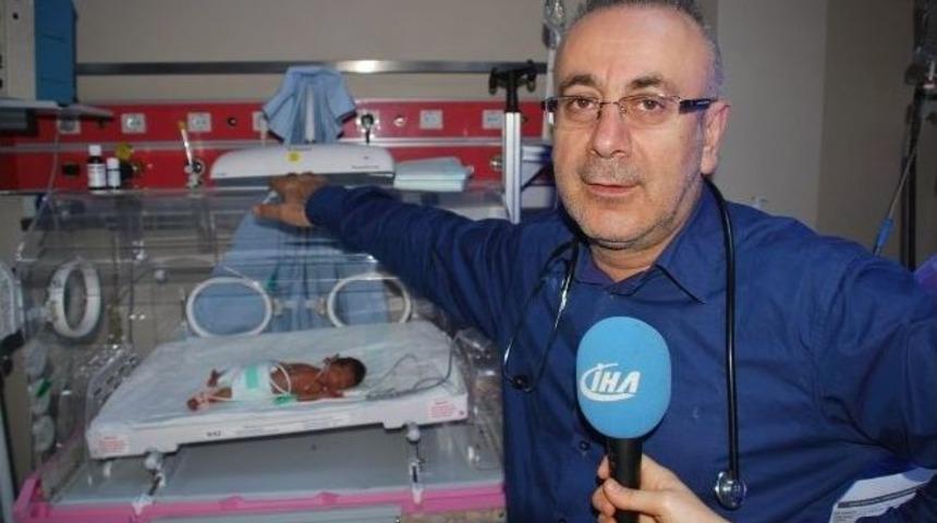 700 Gramlık Bebek Şaşırttı