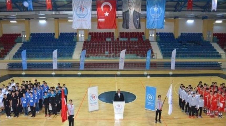 Basketbol Grup M&uuml;sabakaları Başladı