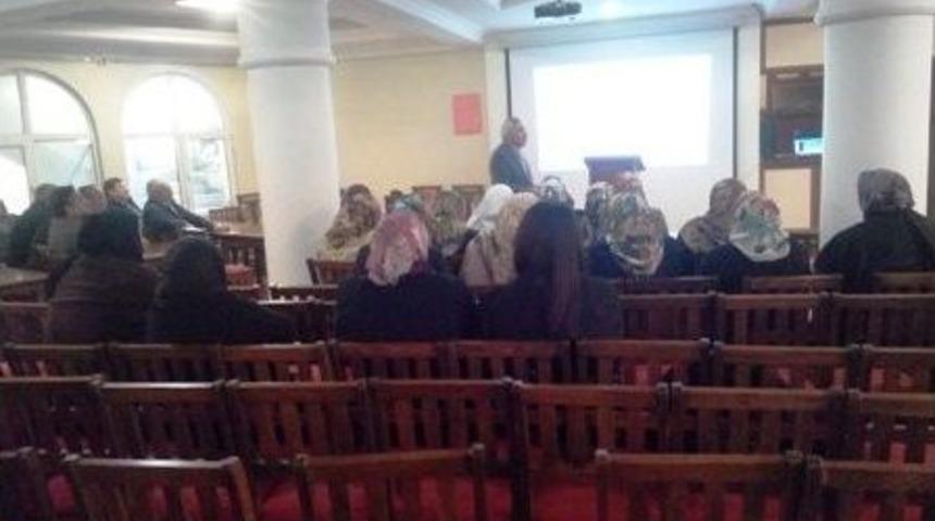 Bartın M&uuml;ft&uuml;l&uuml;ğ&uuml; Tarafından Umre Semineri Verildi