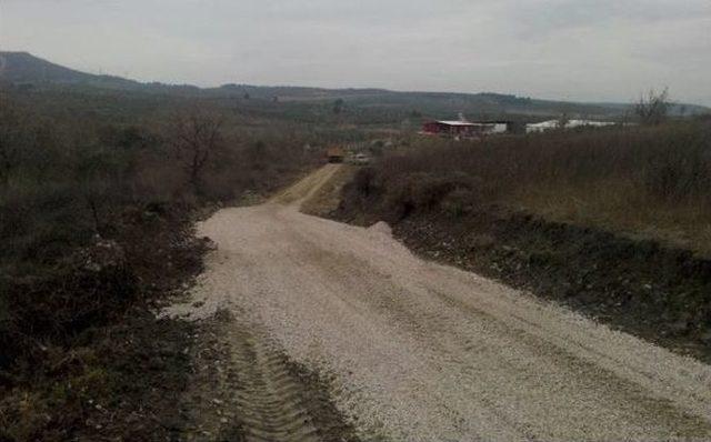 Saruhanlı Belediyesi Arazi Yollarında Bakım Yaptı