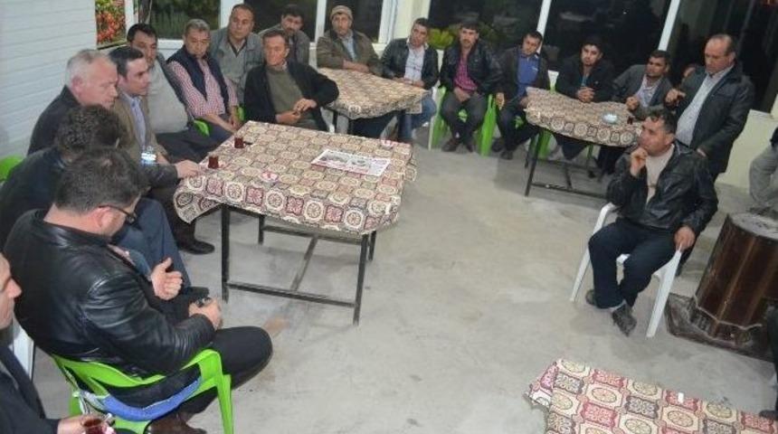 Uysal, Derek&ouml;y Mahallesinde &Uuml;reticilerle Buluştu