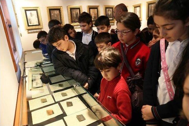 Şişli Özel Pangaltı Ermeni Okulu Öğrencileri Akif Müzesi’ni Ziyaret Etti 2