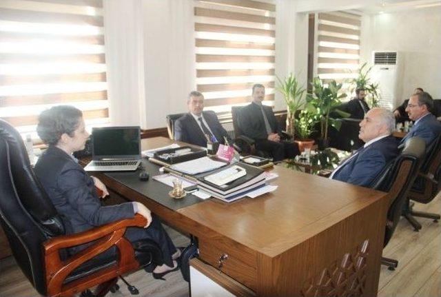 İl&ccedil;e M&uuml;ft&uuml;leri Toplantısı Yeşilli&rsquo;de Yapıldı 1