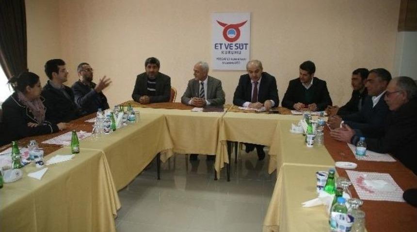 Yozgat Et S&uuml;t Kurumu K&uuml;&ccedil;&uuml;kbaş Hayvan &Uuml;reticilerine Alım Garantisi Verdi