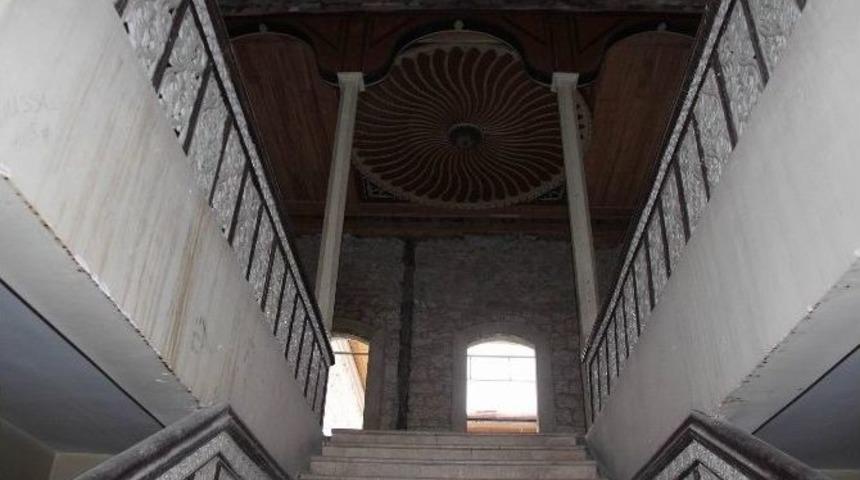 Kongre M&uuml;zesi Restorasyonu Yeniden Başlıyor