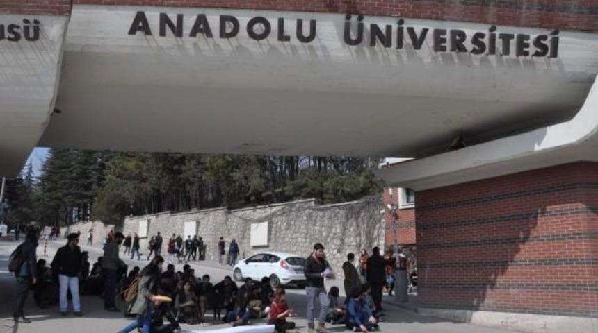 Anadolu &Uuml;niversitesi'nde Berkin Elvan Eylemi